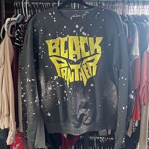Black panther Pull Over
